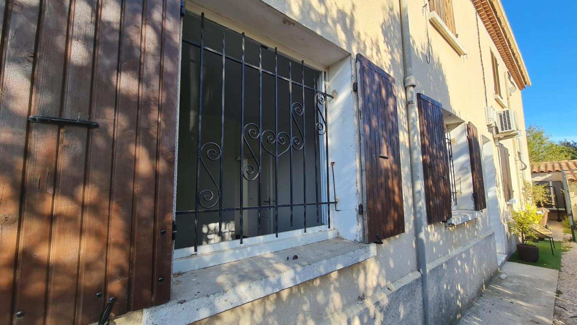 Les Lilas Μαρινιάν Εξωτερικό φωτογραφία